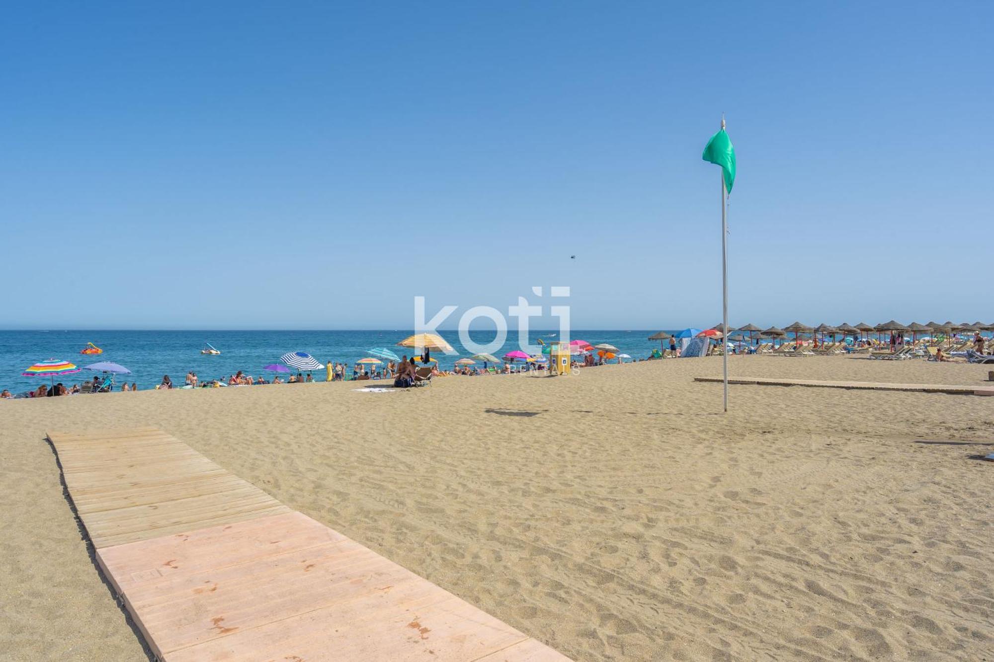 Apartamento Plaza Espana Фуэнхирола Экстерьер фото