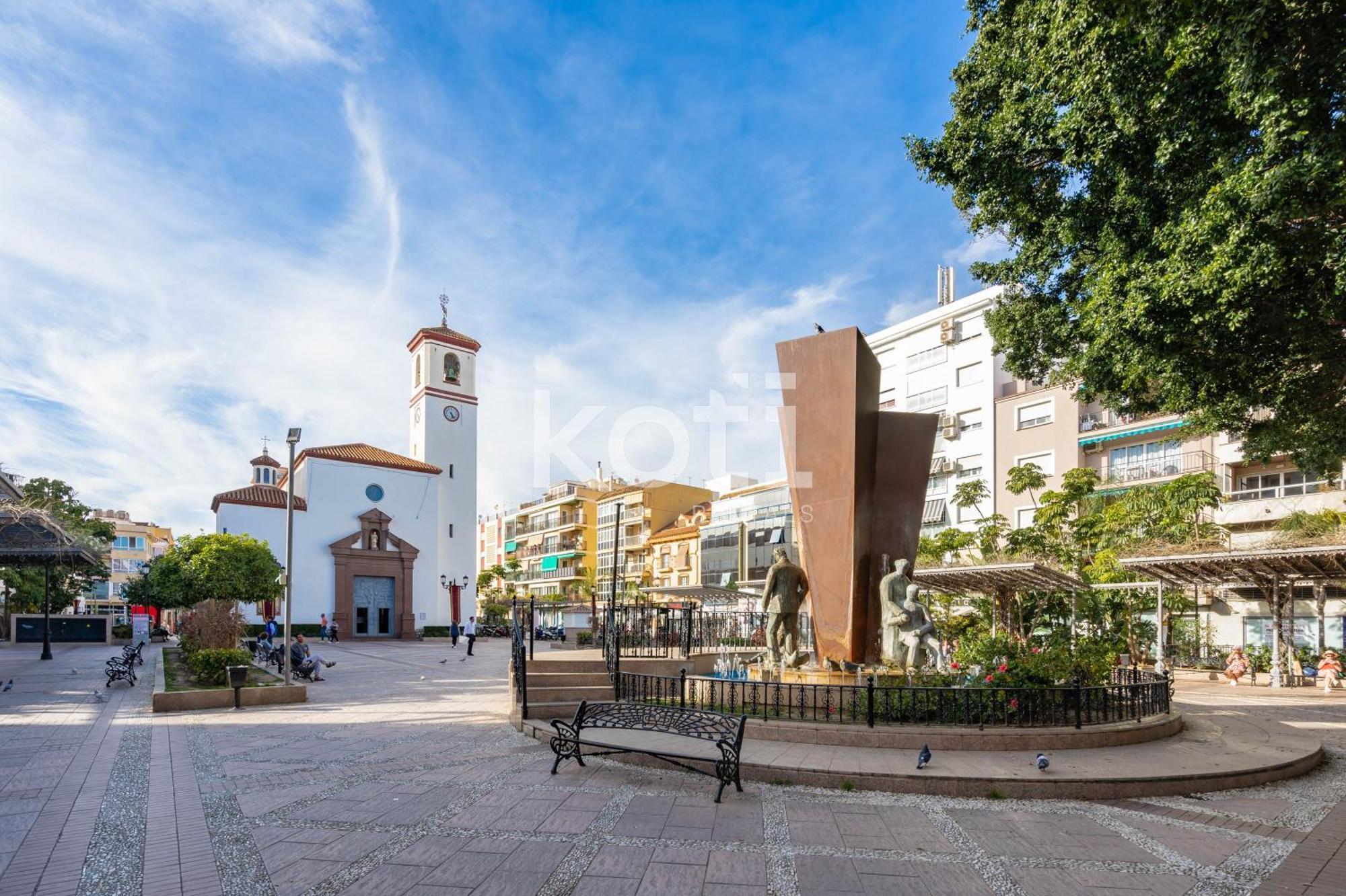 Apartamento Plaza Espana Фуэнхирола Экстерьер фото